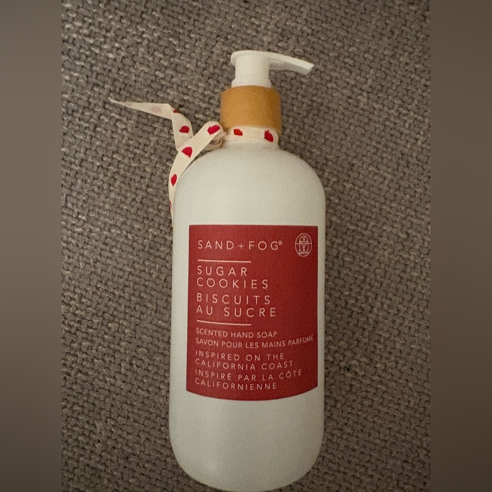Sand + Fog Sugar Cookies Scented Hand Soap Full Size